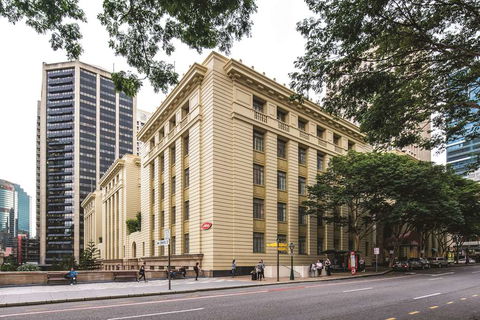 Adina Apartment Hotel Anzac Square - ACT Tourism 0