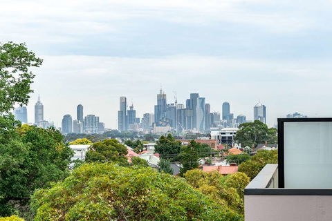 Artel Apartment Hotel Melbourne - ACT Tourism 1