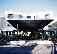 Golden Pebble Hotel - ACT Tourism
