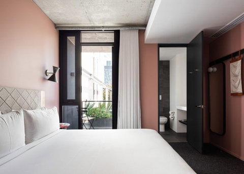 Alex Hotel, Perth - ACT Tourism 4