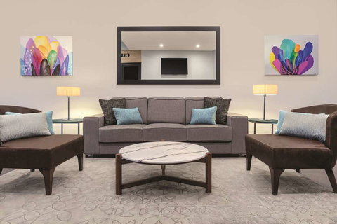 Adina Apartment Hotel Barrack Plaza - ACT Tourism 5