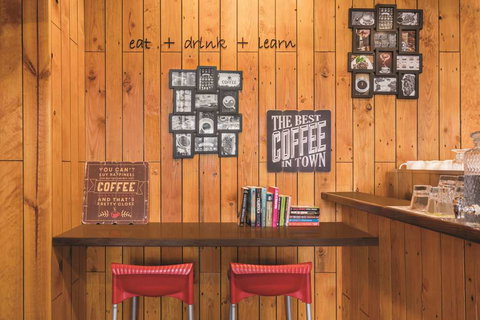 Adina Apartment Hotel Barrack Plaza - ACT Tourism 15