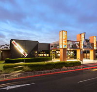 Nightcap at Keysborough Hotel - ACT Tourism