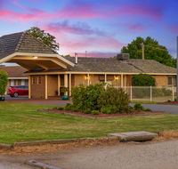 Stagecoach Motel - ACT Tourism