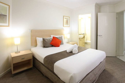 Caloundra Central Apartment Hotel - ACT Tourism 4