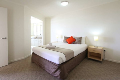 Caloundra Central Apartment Hotel - ACT Tourism 15