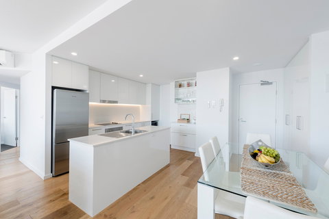 Astra Apartments Newcastle - ACT Tourism 12