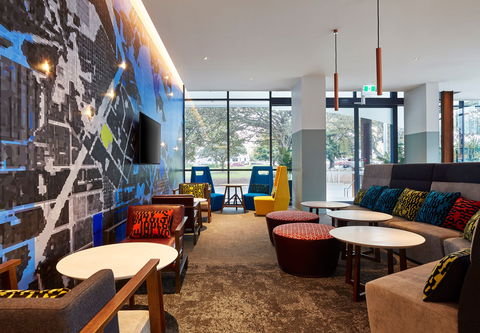 Holiday Inn Express Newcastle - ACT Tourism 5