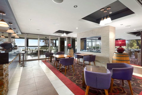 Quality Hotel Bayside Geelong - ACT Tourism 10