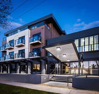 Quality Hotel Lakeside - ACT Tourism