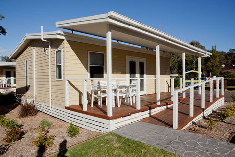 Ocean Beach Resort and Holiday Park - ACT Tourism 0