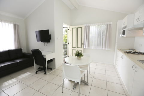 Barney Beach Accommodation Centre - ACT Tourism 3