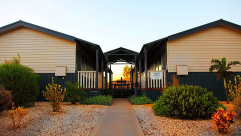 Aspen Karratha Village - ACT Tourism 0