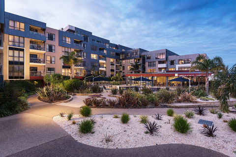 Esplanade Resort And Spa - ACT Tourism 0