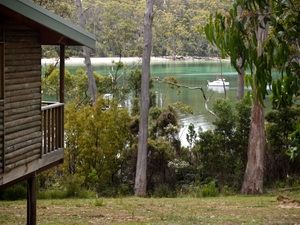 Stewarts Bay Lodge - ACT Tourism 0