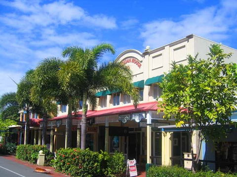 Macrossan House Boutique Holidays Apts - ACT Tourism 0