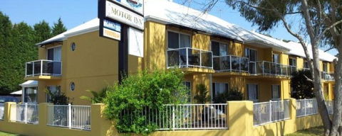 Admiral Nelson Motor Inn - ACT Tourism 0
