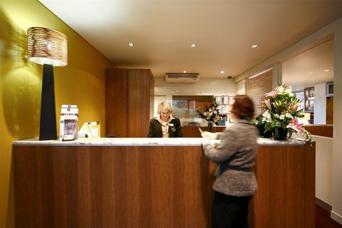 Best Western Plus The Tudor-Box Hill - ACT Tourism 1