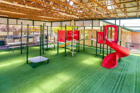 Quality Suites Banksia Gardens - ACT Tourism 16