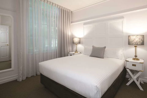 Adina Apartment Hotel Anzac Square - ACT Tourism 4