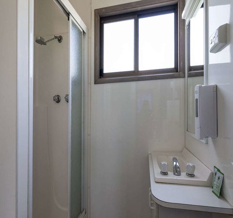 BIG4 Albury Tourist Park - ACT Tourism 1