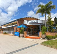 Windmill Motel And Events Centre - ACT Tourism