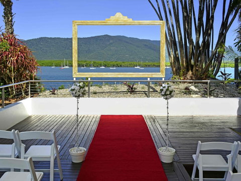 Pullman Reef Hotel Casino - ACT Tourism 1