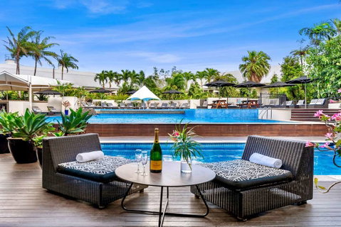 Shangri-La Hotel, The Marina - ACT Tourism 6