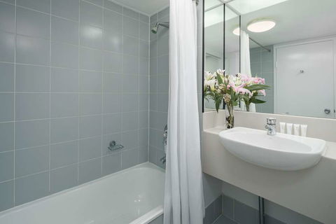 Rydges Esplanade Resort Cairns - ACT Tourism 4