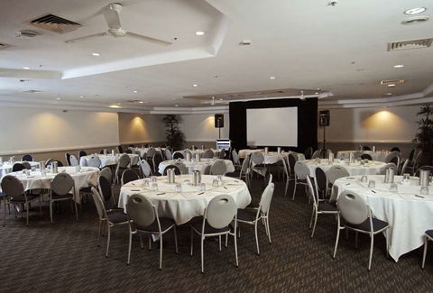 Rydges Esplanade Resort Cairns - ACT Tourism 12
