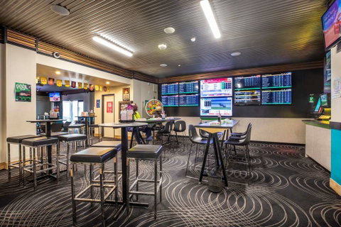 Atherton Hotel - ACT Tourism 5