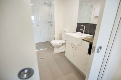 Curtis Central Apartments - ACT Tourism 2