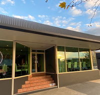 Ashton Townhouse Motel  Suites Tumut - ACT Tourism