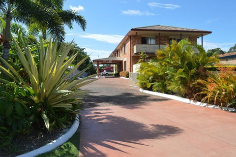 Kennedy Drive Motel - ACT Tourism 0