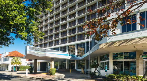 Pacific Hotel Cairns - ACT Tourism 1