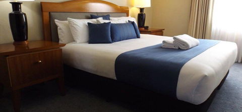 Warrnambool Central Court - ACT Tourism 1