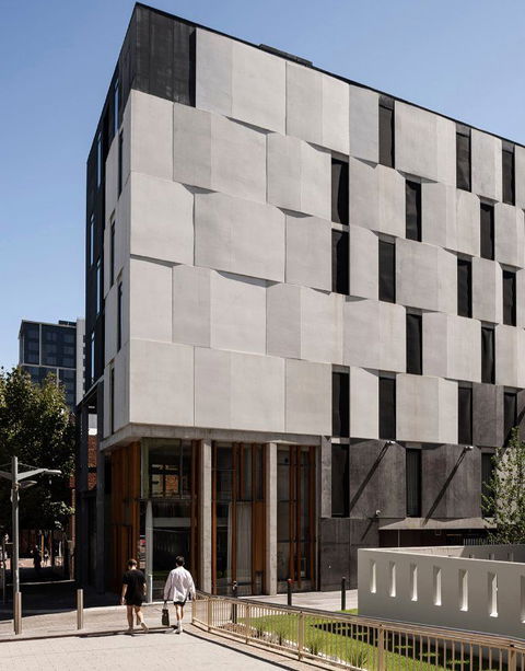 Alex Hotel, Perth - ACT Tourism 0