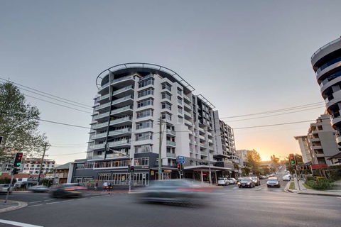 Adina Apartment Hotel Wollongong - ACT Tourism 2