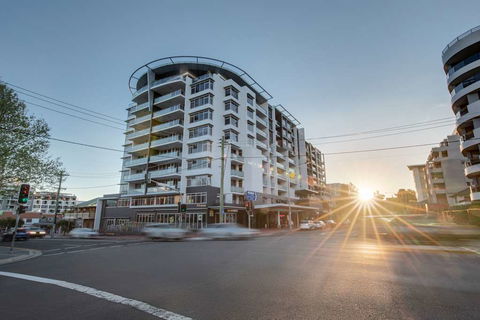 Adina Apartment Hotel Wollongong - ACT Tourism 0