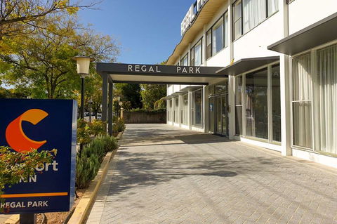 Comfort Inn Regal Park - ACT Tourism 1