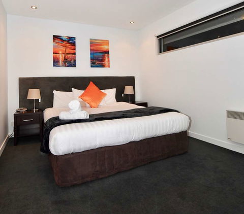 Apartments Ink - ACT Tourism 11