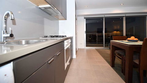 Apartments Ink - ACT Tourism 14