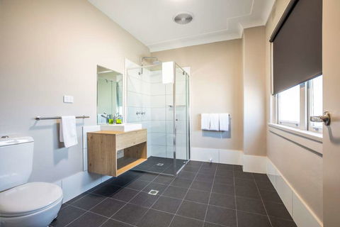 Nightcap at Ocean Beach Hotel - ACT Tourism 2