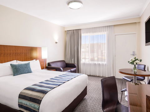 BreakFree Queanbeyan - ACT Tourism 1