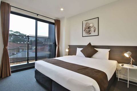 Quality Apartments Dandenong - ACT Tourism 1