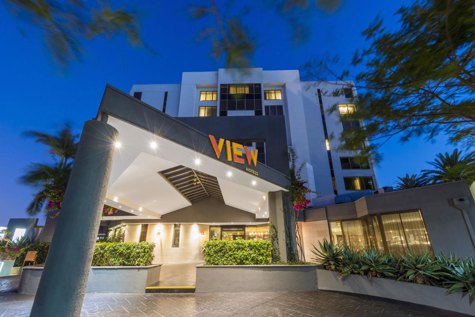 Hamilton QLD ACT Tourism