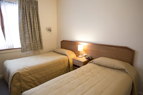 University House - ANU - ACT Tourism 1