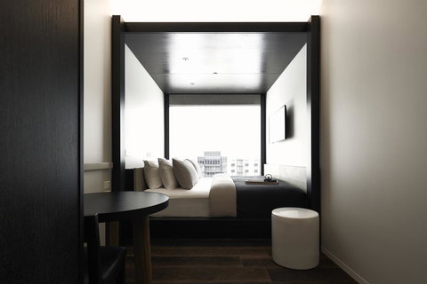 Little National Hotel Canberra - ACT Tourism 0