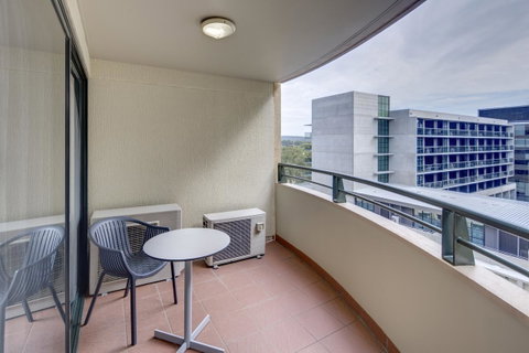 Adina Serviced Apartments Canberra James Court - ACT Tourism 13