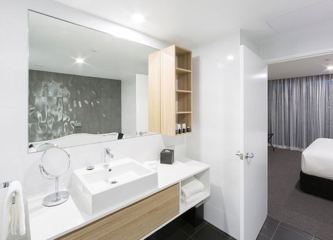 Avenue Hotel Canberra - ACT Tourism 11